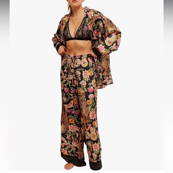 Free People Dreamt Days Pajama set - Picture 2 of 6